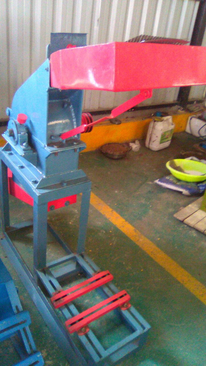 Grinder Machine